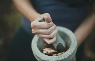 Arthritis & Pain Relief The Herbal Way