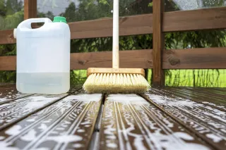 The Importance of Cleaning your Deck and Patio Each Year