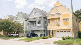 How to Sell Your Home Fast in Houston’s Competitive Market