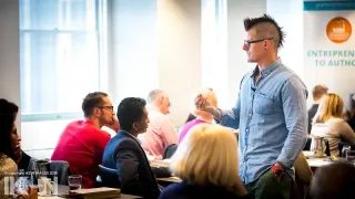 4 Reasons Why Going An Inch Wide & A Mile Deep Works For Thought Leaders