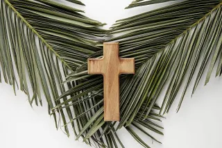 Holy Week Content Made Easy: Social Media, Website & Bulletin Ideas for Parishes