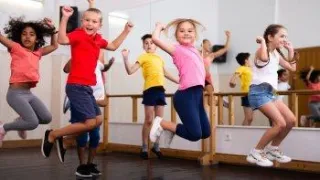 Nurturing Motor Skills from the Start: Introducing Gross & Fine Motor Skills to Kids