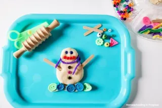 How to Create a Fun Snowman Playdough Tray for Preschoolers