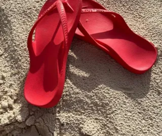 Summer Sandal Guide: Why Arch Support Matters | Kenilworth Footcare