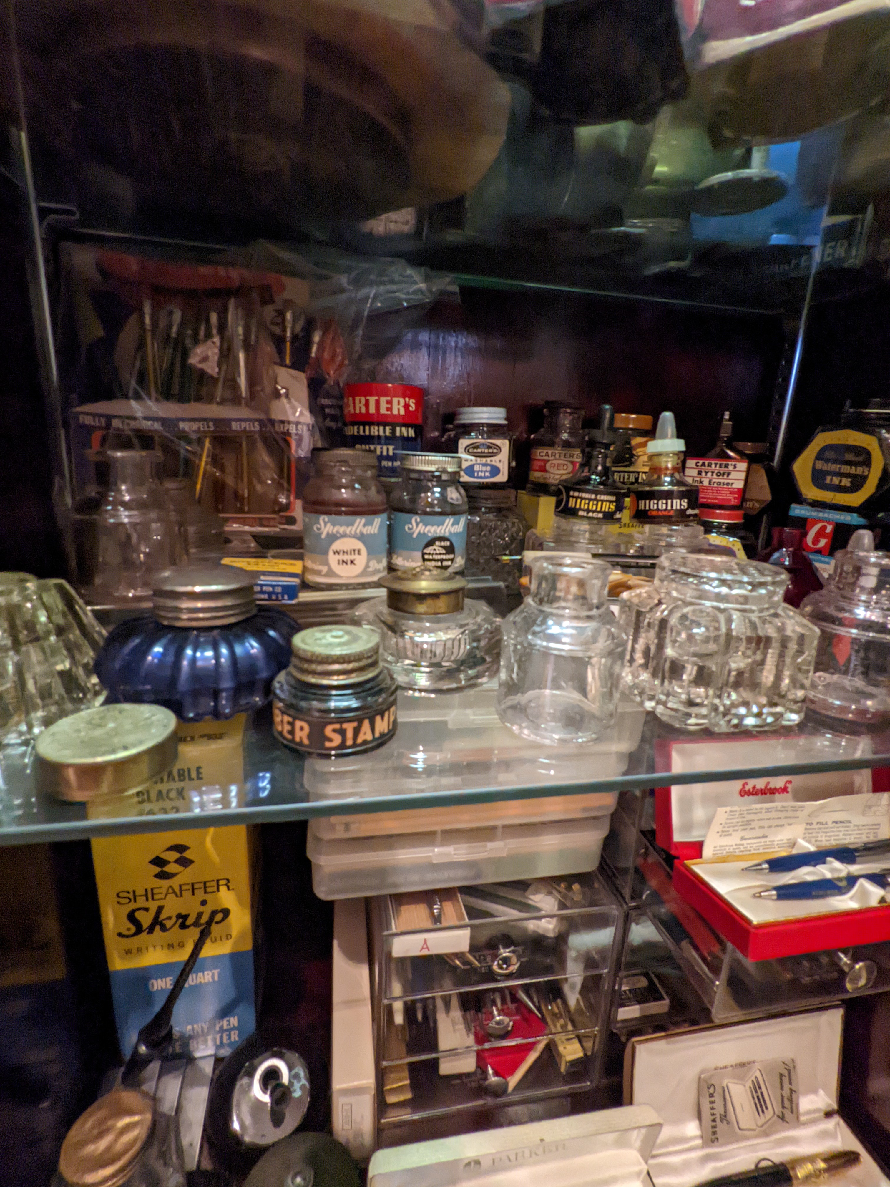 What You Can and Can’t Sell at an Estate Sale (Complete Guide)