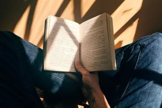 How to Read Faster and Retain More Information
