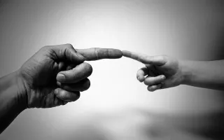 Scientists Discover a New Connection Between the Eyes and Touch