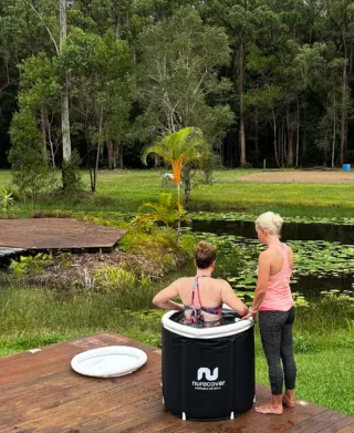 Help Your Menopausal Clients Thrive: Ice Bath Benefits Every Fitness Pro Should Know