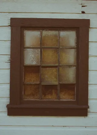 Window Washing Tips for Commercial Buildings and Storefronts | Clear View Window Washing