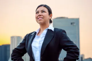 Proyectar: Si tu liderazgo no se ve, no existe en la conversación ejecutiva