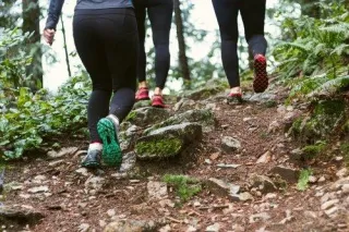 How to Welcome a Beginner Into the Outdoors