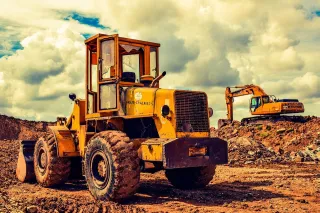 Excavation Unveiled: Navigating Regulations, Embracing Sustainability, and Evolving Equipment in Illinois