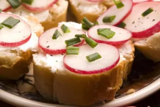 Radish-Chive Tea Sandwiches with Sesame and Ginger