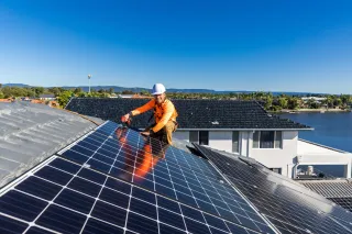 Why SolarEdge Outshines Enphase in Solar Products