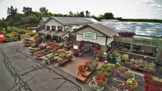 🍷Wine, Blooms & Chill Vibes: Meadow View Growers & Winery Is the Dayton-Area Escape You Didn’t Know You Needed
