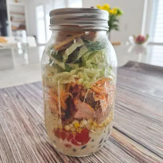 Ever wonder why your mason jar salads turn soggy?