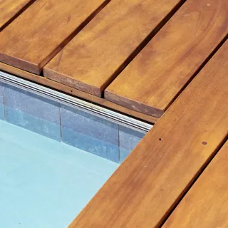 Splish, Splash, Style: Trends in Modern Pool Decking