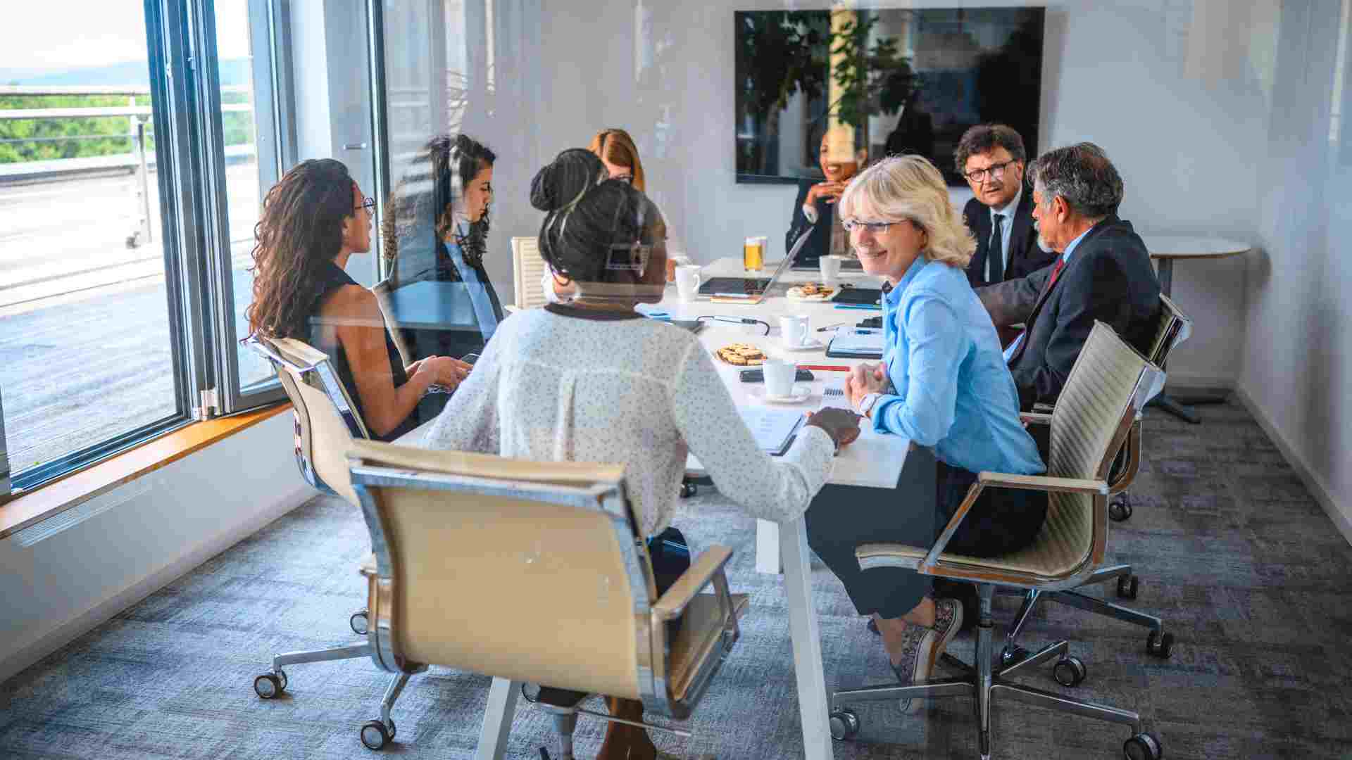 The Real Reason Leaders Lose Clarity (And How To Get It Back Fast)