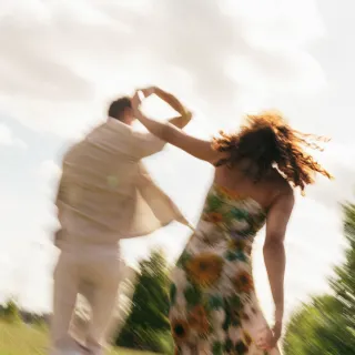 Why You Keep Repeating the Same Relationship Pattern