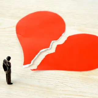 Why You Overgive In Relationships And How To Break The Pattern