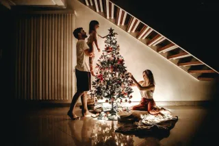 Jingle all the way? 7 tips to navigating difficult family dynamics over Christmas