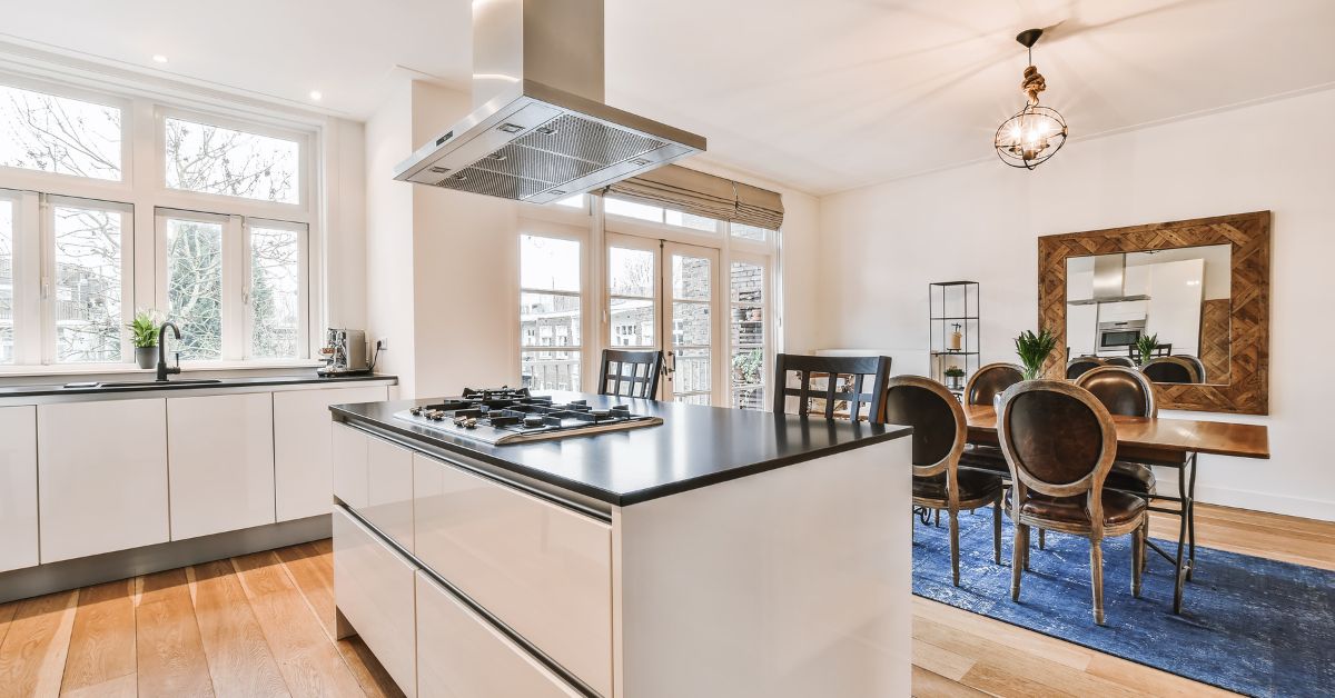 Opening Up Your Kitchen With Spray Painting