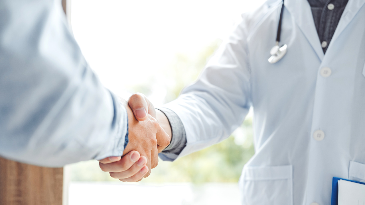 Philanthropy as Therapy for Clinicians?
