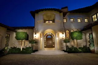 Designing Brochures That Sell Properties