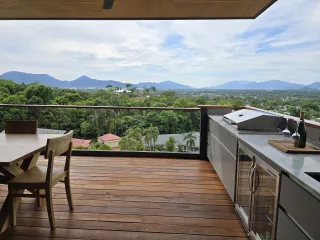 How Oasis Buyer’s Agent Can Help You Win at the Property Game (Without Breaking a Sweat)