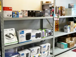 How to Find the Best Deals at a Liquidation Store