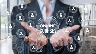 Corporate Learning: A New Era of Integrated Courses 