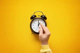 How Day Light Savings Impacts Sleep Rhythms & Physical Health (Part 5)