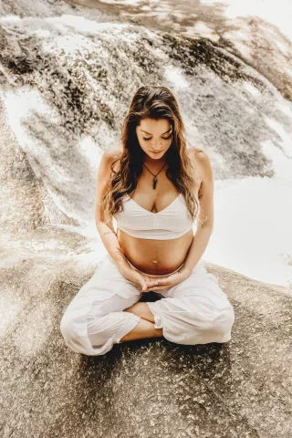 Embracing Serenity: Mindfulness Techniques for Expectant Mothers