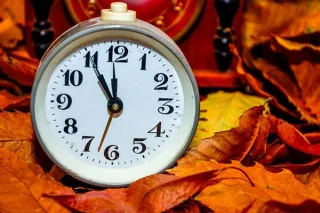  Fall Daylight Savings Sleep Tips