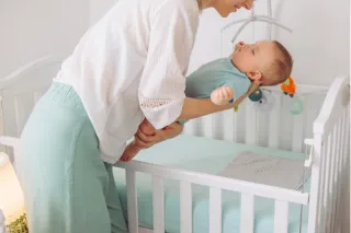 Essential Postpartum Tips: Teaching Your Baby to Sleep Independently