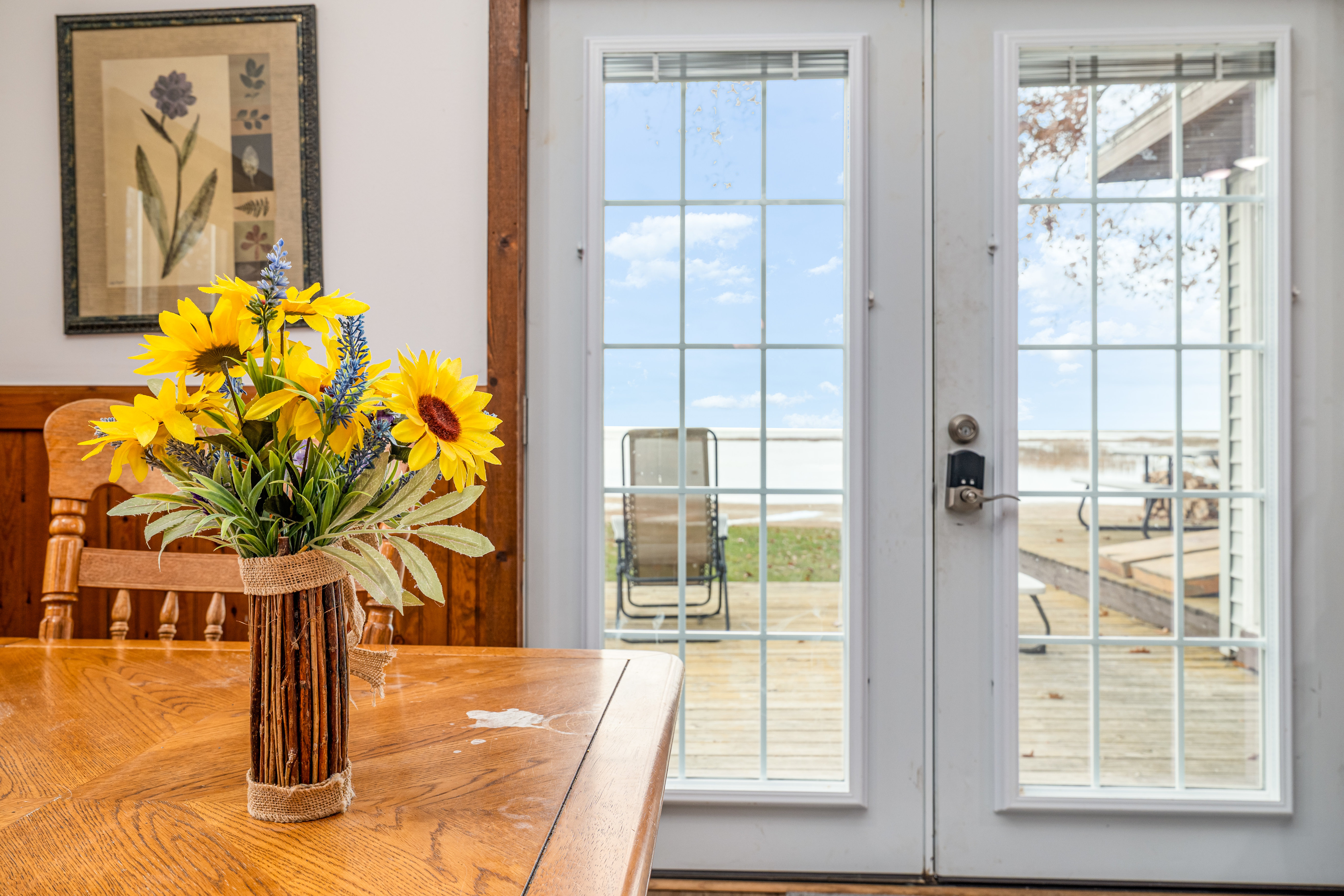 Waterfront Cabin Retreat – Wildlife, Stars & Saginaw Bay