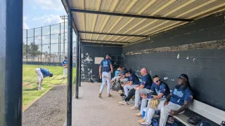 Torres With 3 Hits As Hooks Beat Wolves
