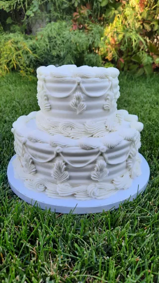 Italian Meringue Buttercream Frosting