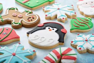 Easy Royal Icing for Sugar Cookies