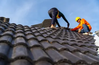 Roofing in Summer: The Industry's Toughest Heat Challenge