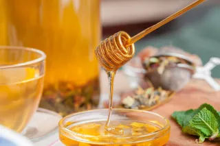 A "Buzz" about Blueberries: Celebrating National Blueberry Month with Honey!