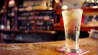 Weekend live music bar Times Square NYC: Experience Unforgettable Nights at Garvey’s Irish Pub