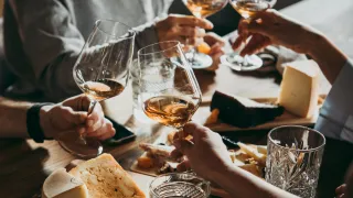 The Best Irish Pub With Food Manhattan NYC — A True Taste of Ireland at Garvey’s Irish Pub: Authentic Irish Flavours Served in the Heart of Manhattan