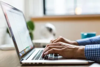 How to Write Compelling Copy that Converts in 7 Easy Steps