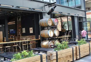 🍷 Raise a Glass at Blanchard: The Wine Bar Turning Heads in LoDo