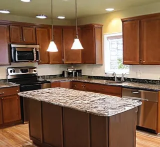 Transform Your Home with Stunning Small Kitchen Remodeling: Top Design Ideas for a Functional and Chic Space