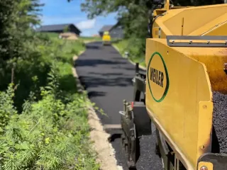 5 Key Benefits of Asphalt Paving for Your Driveway or Parking Lot