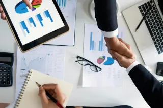AI-Powered Workplaces: How Smart Tools Are Redefining Productivity