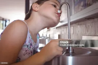 ¿Es seguro beber agua del purificador? Análisis gratuito en New Jersey