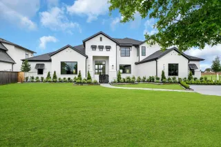 Custom homes vs Production homes
